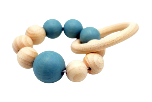 Hochet en bois bracelet bleu 1